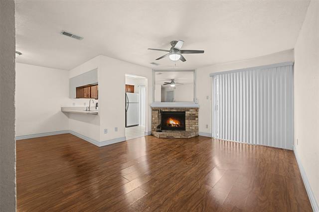 Building Photo - 1101 Brighton Dr