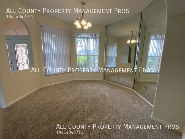 Building Photo - 5112 Far Oak Cir