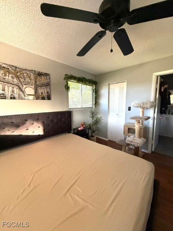 Building Photo - 5713 Foxlake Dr