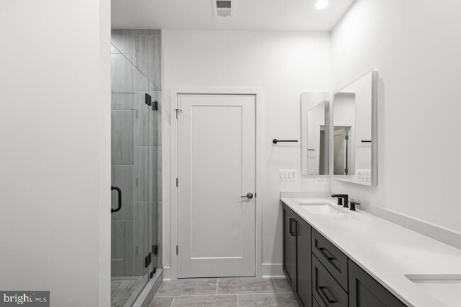 Building Photo - 1211 Northside Park Blvd