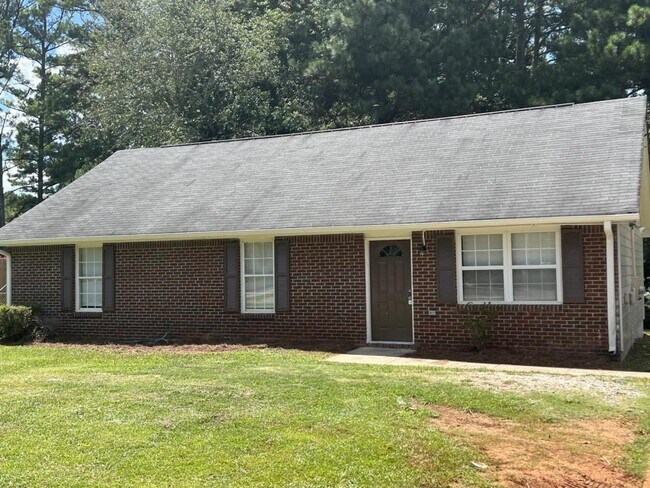 Primary Photo - 600 N Hairston Rd