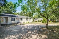 Building Photo - 7221 Patricia Dr