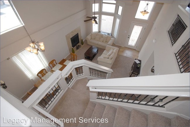 Building Photo - 4800 Red Canyon Ct