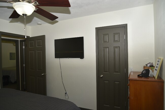 Building Photo - 3360 Patti Dr