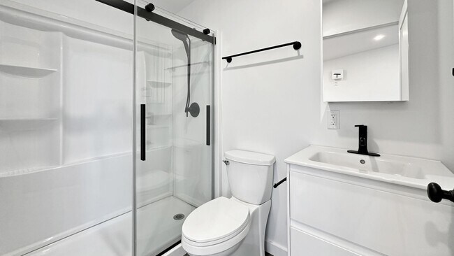 Building Photo - 22nd760