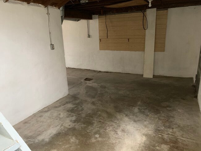 Building Photo - 3340 W Galbraith Rd
