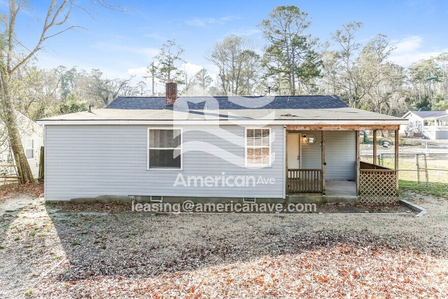 Building Photo - 632 Seymour Dr