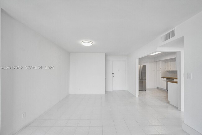 Building Photo - 1600 S Ocean Dr