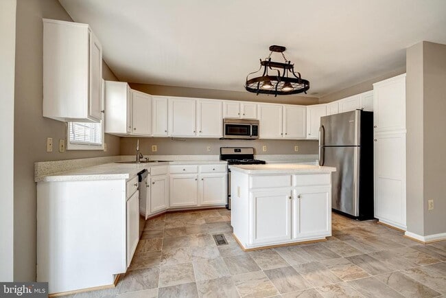 Building Photo - 13538 Tackhouse Ct