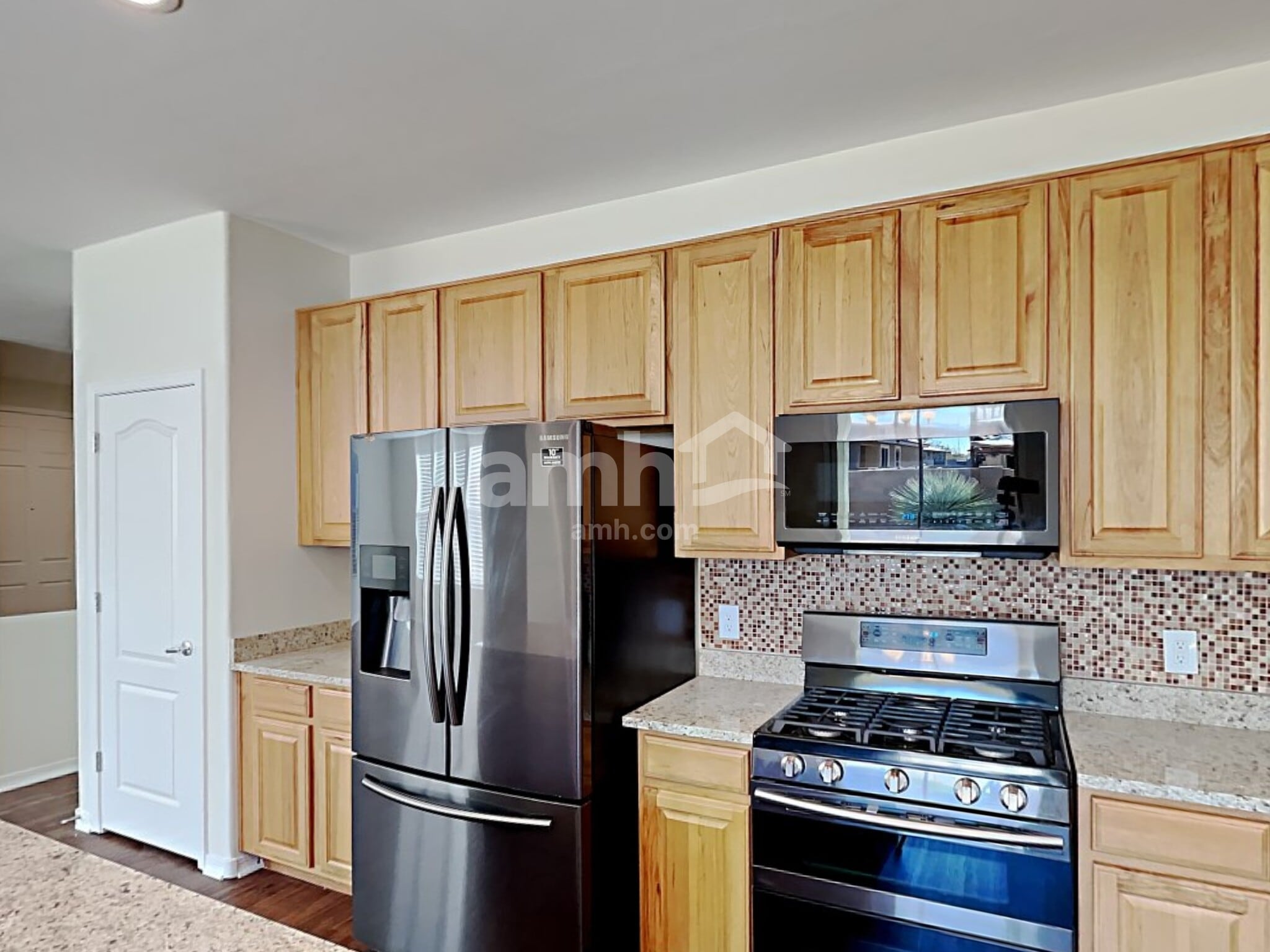 Building Photo - 221 W Vuelta Friso