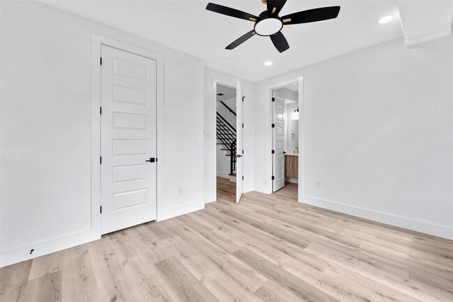 Building Photo - 1805 Emir St