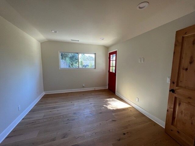 Master - 2770 Glendessary Ln