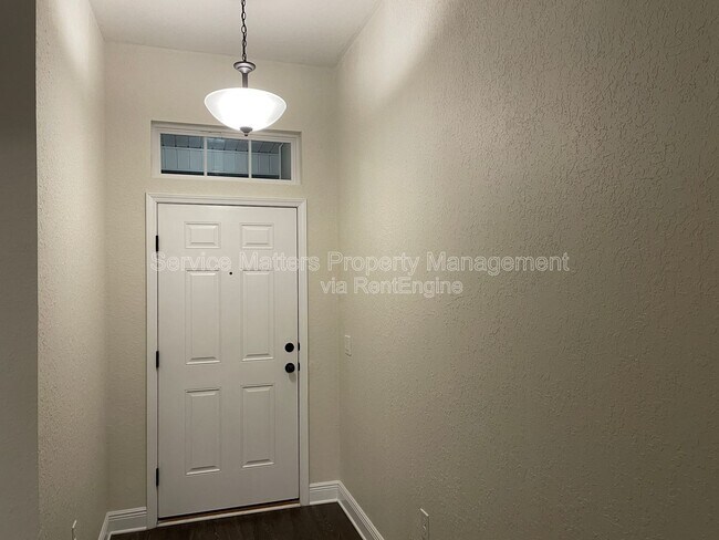 Building Photo - 5157 Peach Dr