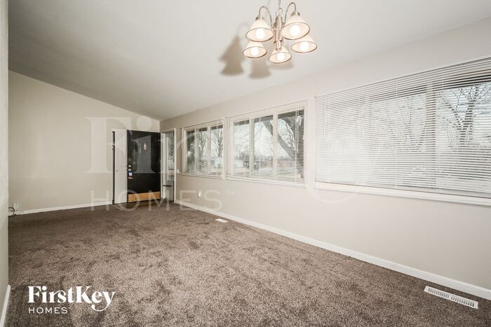 Building Photo - 2320 Palomino Ln