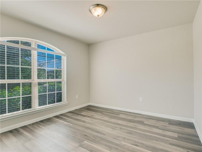 Building Photo - 525 Heinatz Flat Ln