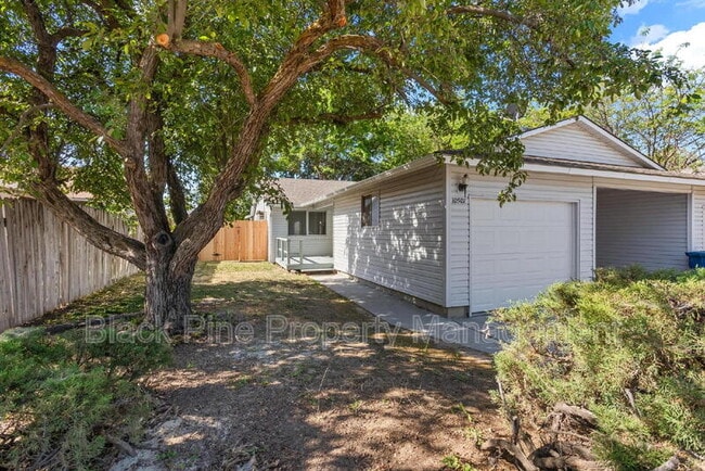 Building Photo - 10507 W Irving Ct