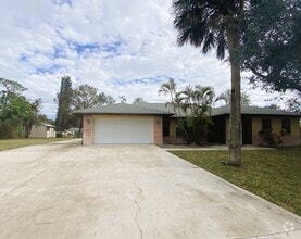 Building Photo - 3568 Middletown St