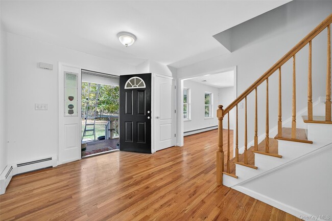 Building Photo - 1281 NY-208