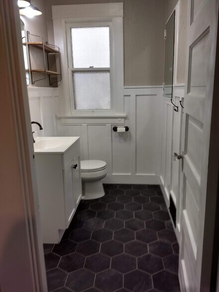 Bathroom - 2014 10th Ave