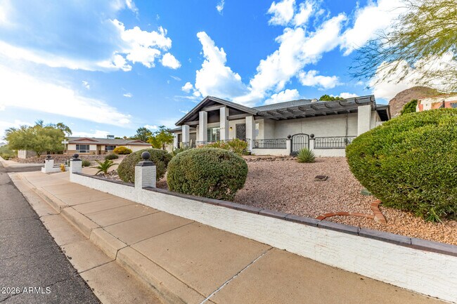 Building Photo - 15014 N 20th St