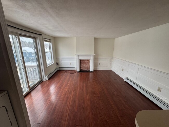 Building Photo - 33-35 Dinley St