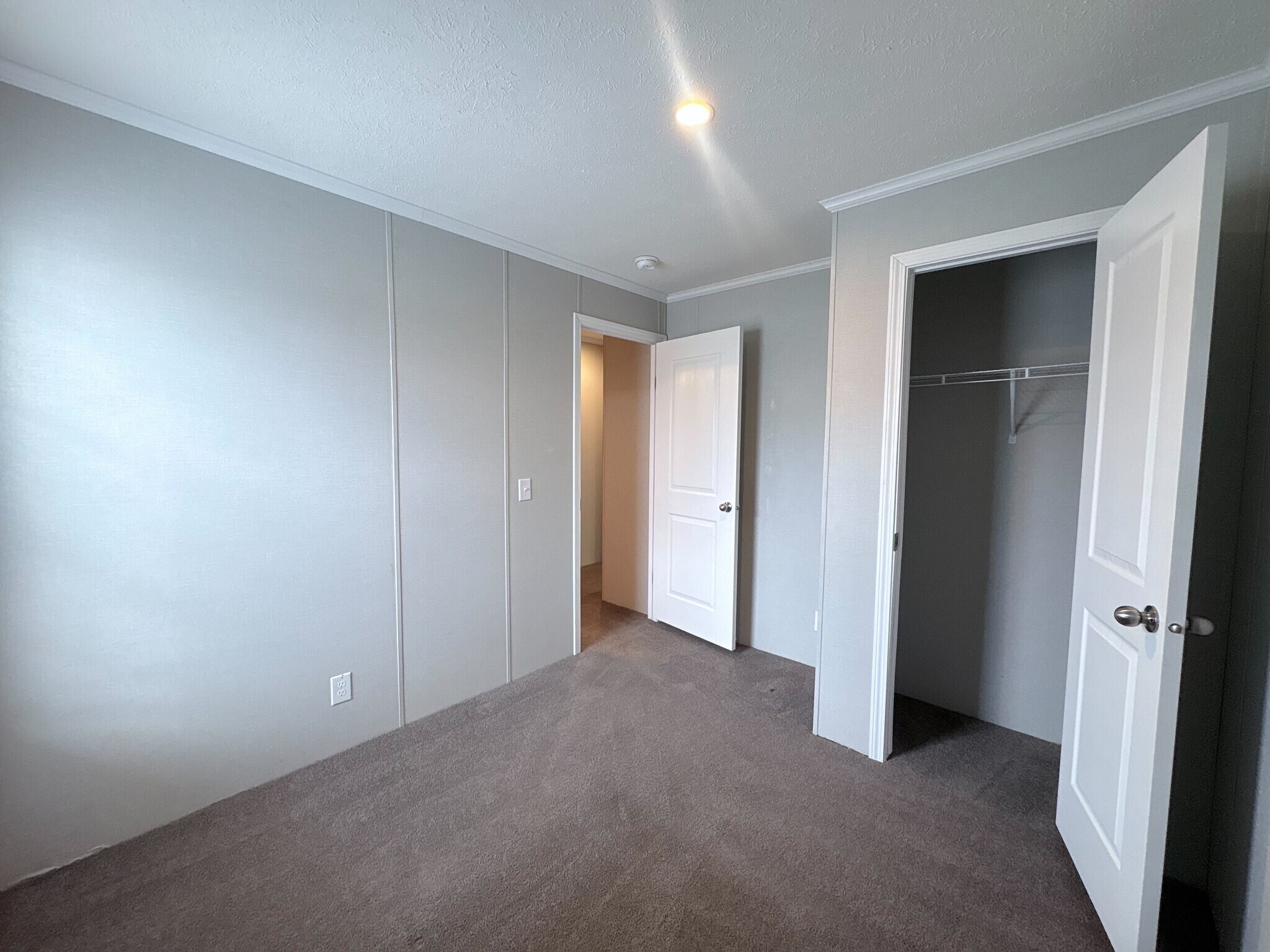 Building Photo - 10610 State Rte 762