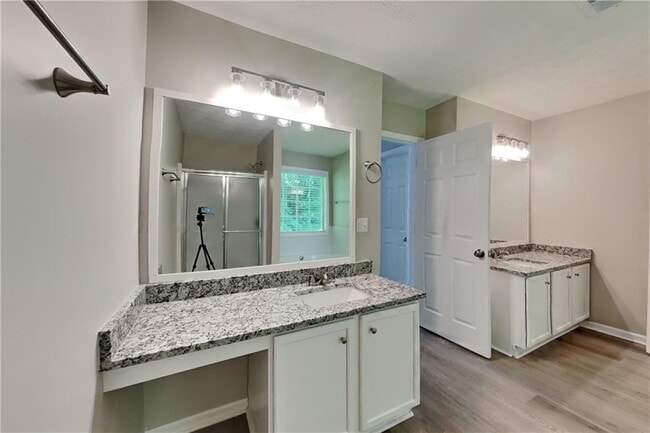 Building Photo - 7240 Coral Lake Dr