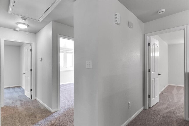 Building Photo - 800 S Frontier Ln