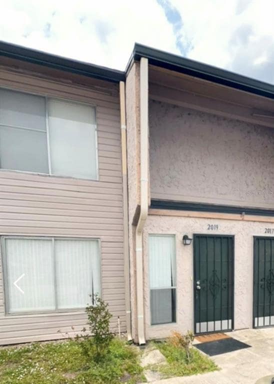 Building Photo - 2019 Whitby Dr