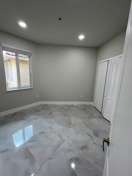 Building Photo - 8906 W Flagler St