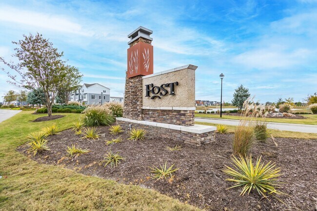 Building Photo - 302 Lydia St