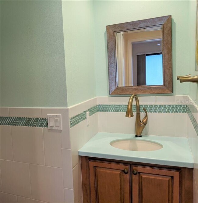 Building Photo - 3739 Glen Oaks Manor Dr