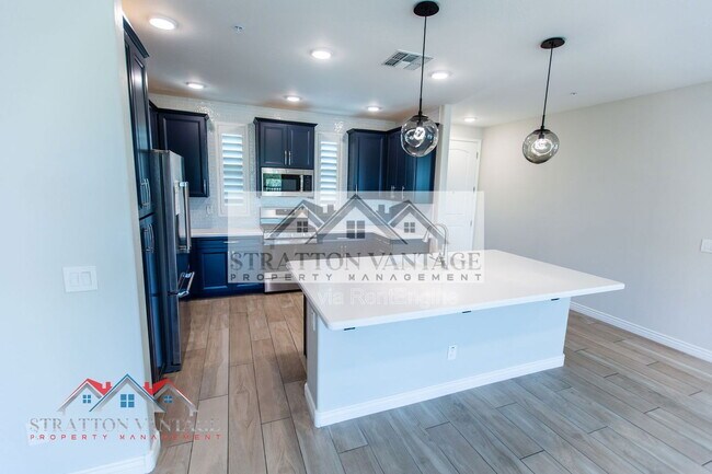 Building Photo - 5100 E Rancho Paloma Dr