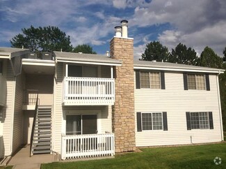 Building Photo - Updated 2 Bed/2 Bath Aurora Condo – Firepl...