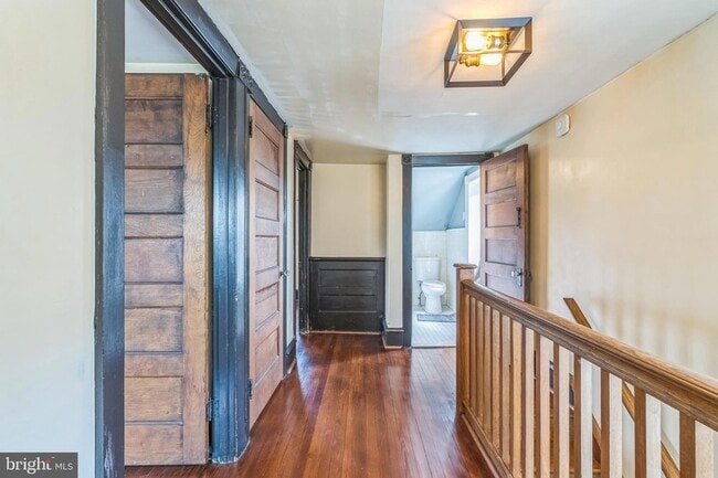 Building Photo - 6825 Ridge Ave