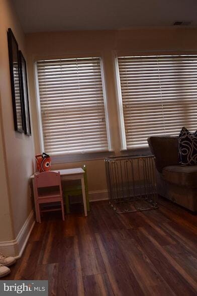 Building Photo - 205 W Brigantine Ave