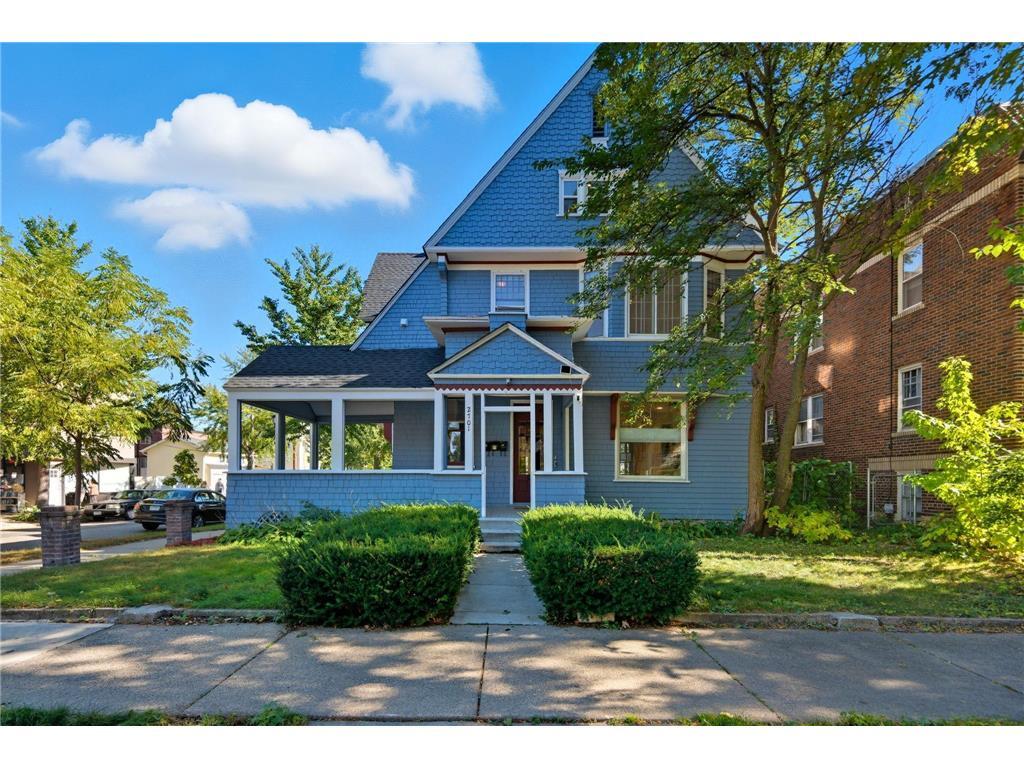 Building Photo - 2701 DuPont Ave S