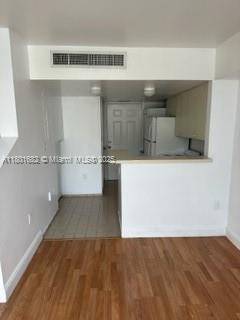 Building Photo - 450 SW 3rd St
