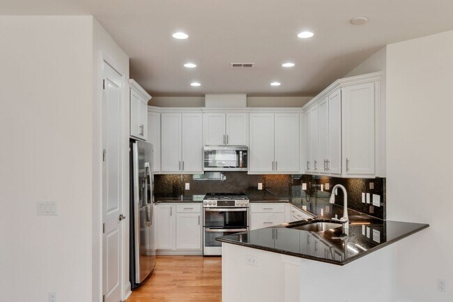 Building Photo - Hidden Gem in Margaritaville Available Imm...