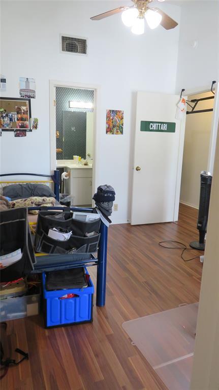 Building Photo - 106 E 30th St