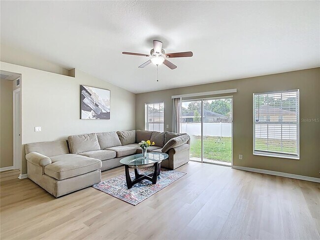 Building Photo - 1639 Saddlehorn Dr