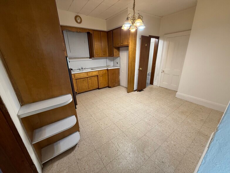 Building Photo - 130 Front St