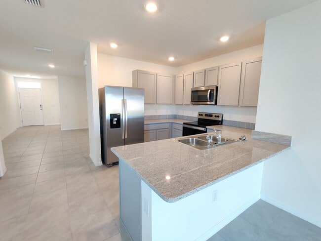 Building Photo - 33997 Jasper Stone Dr