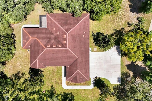 Building Photo - 220 E Bahama Rd