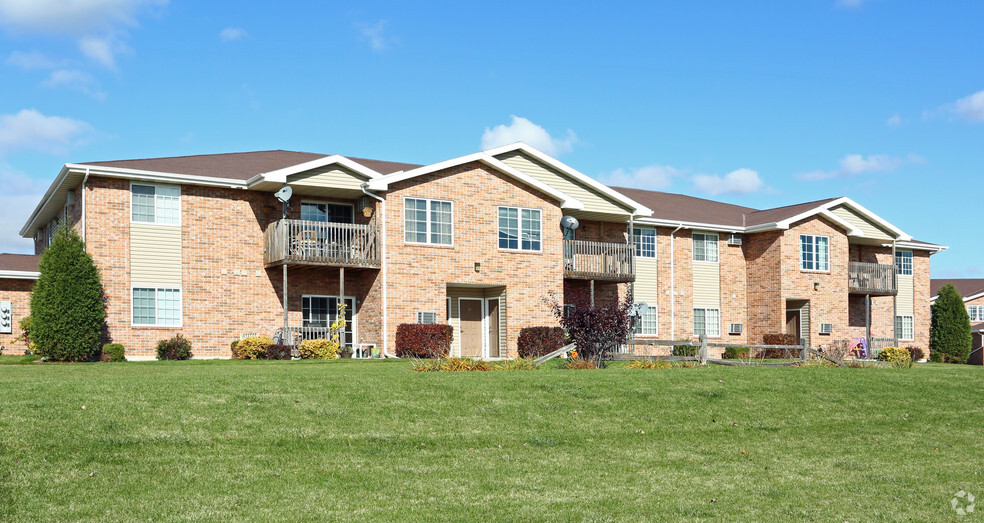 Primary Photo - Stoneridge Apartments