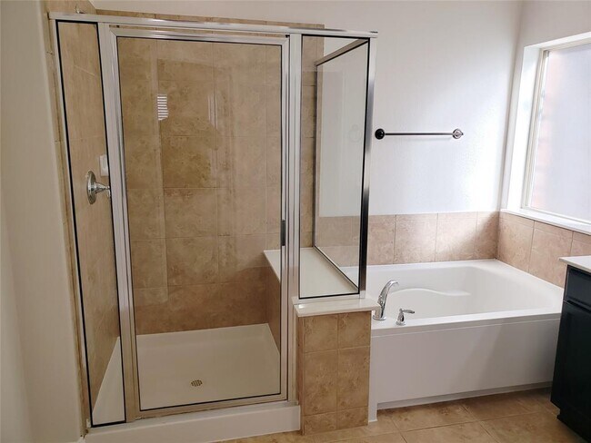 Building Photo - 8305 Turning Trail