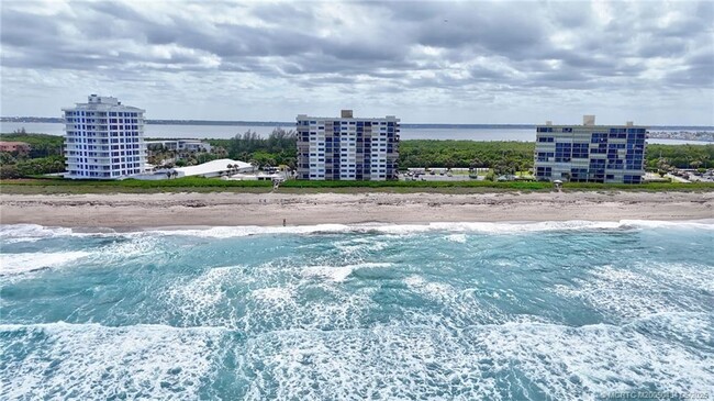 Building Photo - 10044 S Ocean Dr