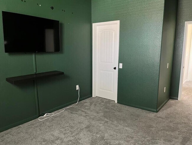 Building Photo - 14110 Luisium View