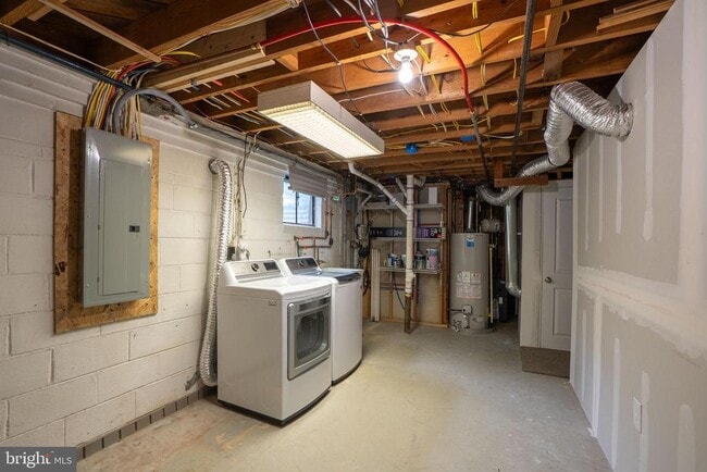 Building Photo - 3817 Ren Rd