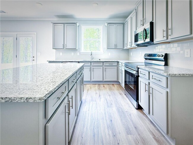 Building Photo - 7348 Rocklin Ln